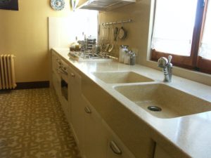 piano cucina con lavabo col. beige 17